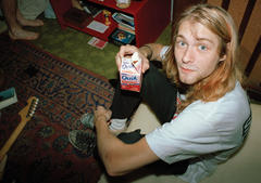 Kurt tomando Quik Kurt tomando Quik