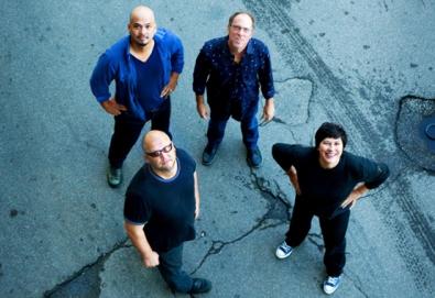 Pixies manda recado para Kim Deal