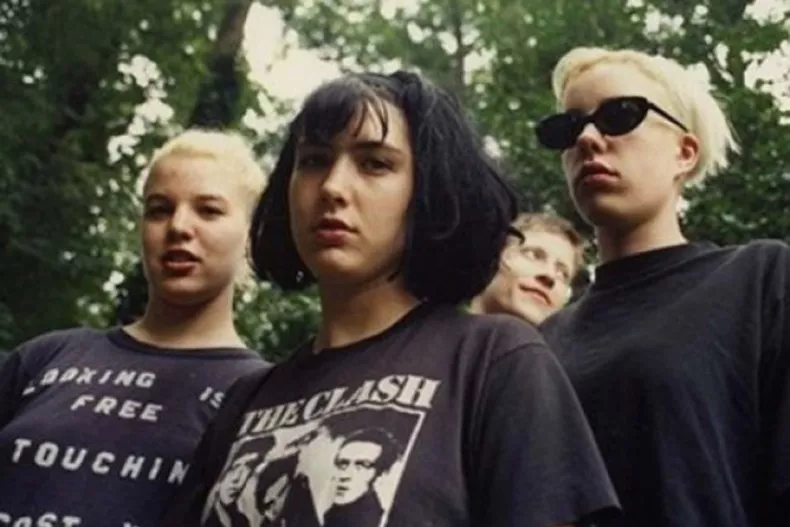 Bikini Kill Bikini Kill