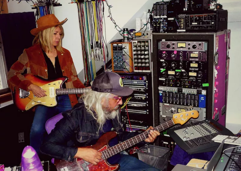 Kim Gordon e J Mascis Kim Gordon e J Mascis