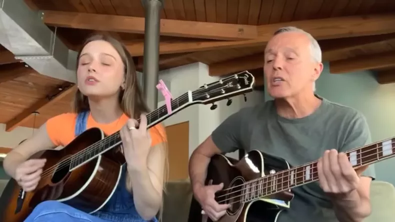 Curt Smith e filha Curt Smith e filha