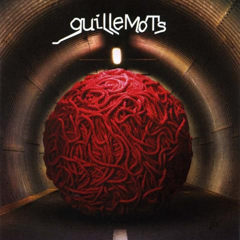 GUILLEMOTS - Red