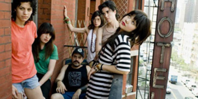 Novo Cansei de Ser Sexy em 2008