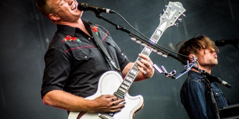 Yo La Tengo, Spiritualized, Asian Dub Foundation, Sebadoh, Afghan Whigs e Queens Of The Stone Age no Brasil