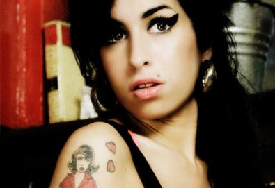 Novas músicas da Amy Winehouse não agradam à gravadora