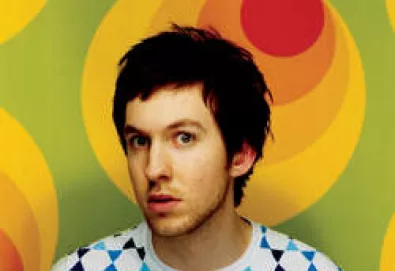 Calvin Harris retorna com sucessor de I Created Disco