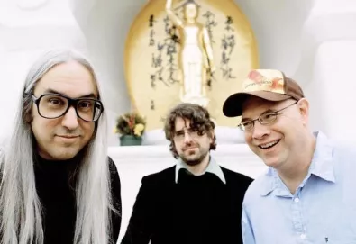 Dinosaur Jr. retorna com novo álbum