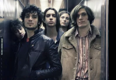 The Strokes confirma retorno aos palcos em 2010