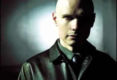 Smashing Pumpkins divulga nova música na internet