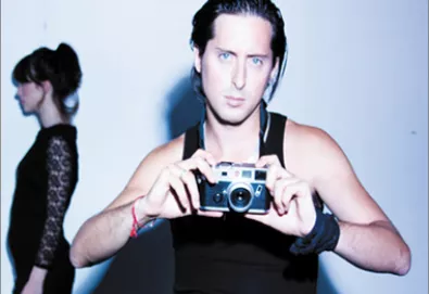 Carl Barât, vocalista e guitarrista do Dirty Pretty Things e Libertines, lança seu primeiro álbum solo