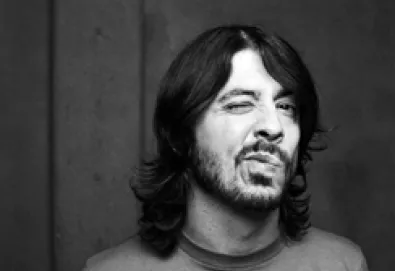 Foo Fighters finaliza novo álbum