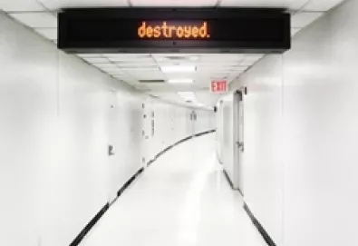 Novo álbum de Moby chega em maio; EP digital antecipa três faixas inéditas