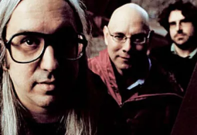 Dinosaur Jr. lança novo single