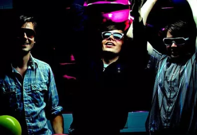 Friendly Fires lançará novo single durante a turnê brasileira