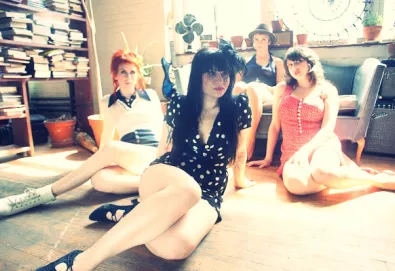 Frankie Rose and the Outs