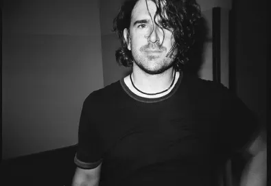 Lou Barlow faz show solo em São Paulo esta noite