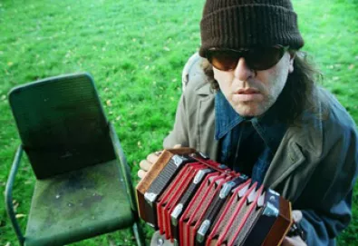 Tributo a Mark Mulcahy reúne Thom Yorke, Michael Stipe, Dinosaur Jr., Mercury Rev, entre outros