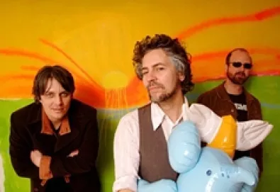Flaming Lips lançará uma música inédita por mês em 2011