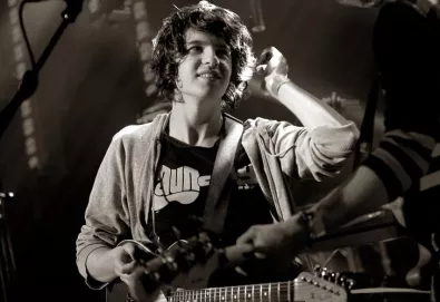 Novo trabalho do The Kooks deve sair no início de 2011; banda trabalha com produtor do Arctic Monkeys, Kasabian e Editors