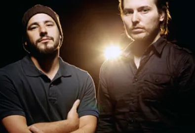 Turin Brakes comemora aniversário e quem escolhe as músicas são os fãs