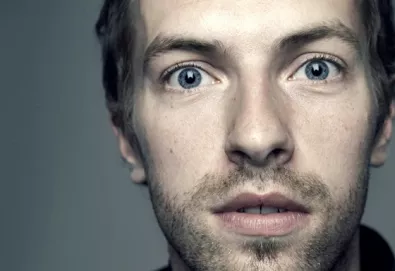 Ouça a nova música do Coldplay: "Every Teardrop is a Waterfall"