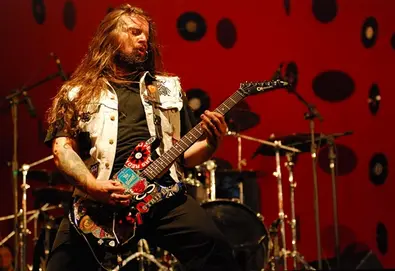 Sepultura grava versões de Prodigy e Ministry em novo álbum
