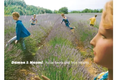 Damon & Naomi retornam com "False Beats and True Hearts"; ouça o novo single "Walking Backwards"