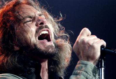 Pearl Jam no Brasil; pré-venda dos ingressos começa hoje
