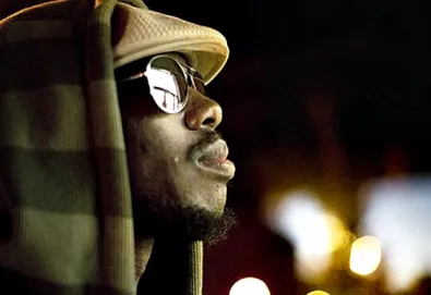Ouça duas faixas inéditas de Flying Lotus; músico se apresentará no Brasil em agosto