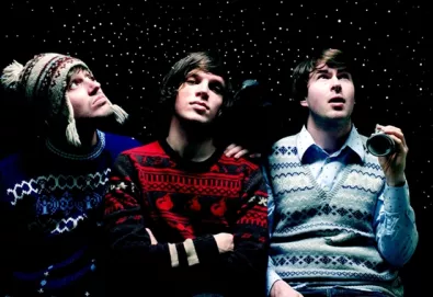 Trompetista do Friendly Fires morre aos 27 anos