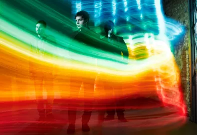 Friendly Fires divulga mais uma faixa de "Pala"; ouça aqui "Hawaiian Air"