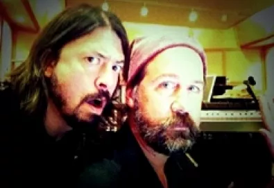 "Devo tudo ao Kurt Cobain e ao Krist Novoselic", diz líder do Foo Fighters