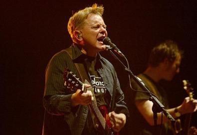 New Order lança EP com sobras de "Waiting For The Sirens Calls"
