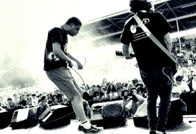 Seaweed retorna como novo material após 13 anos; ouça aqui "Service Deck” e ”The Weight"