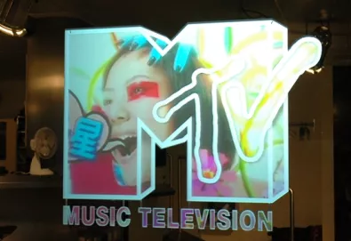 MTV reestreia "120 Minutes"; PJ Harvey, Sleigh Bells e vídeo proibido do Pearl Jam serão os destaques
