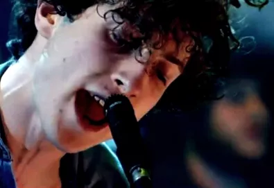 Yuck faz única apresentação no país; assista o novo vídeo "Shook Down"