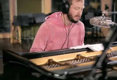 Bon Iver na série 4AD Sessions