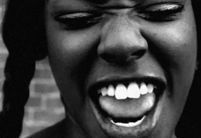 Novo single de Azealia Banks