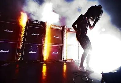 Sleigh Bells com novo vídeo e remix de Diplo