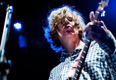 Líder do Sonic Youth forma nova banda; ouça aqui o primeiro single do Chelsea Light Moving