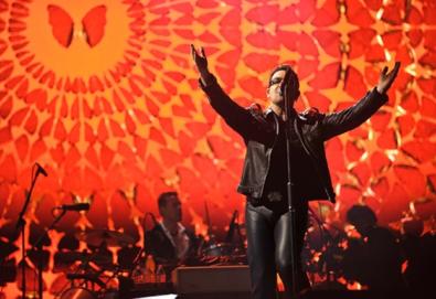 U2 presenteia fãs com lançamento exclusivo