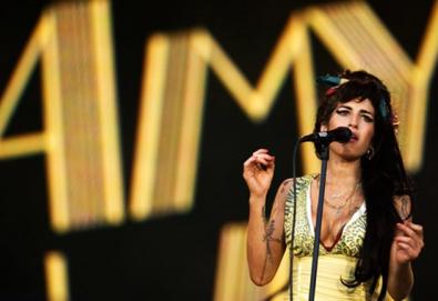 História de Amy Winehouse será retratada nos cinemas