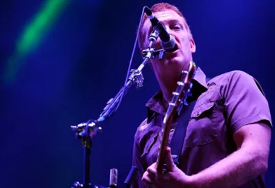 Queens Of The Stone Age divulga mais duas músicas de "... Like Clockwork"