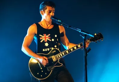 Arctic Monkeys lançará faixa inédita no Record Store Day