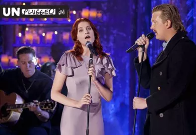 Ouça o dueto entre Florence e Josh Homme gravado no Unplugged MTV