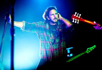 Novo disco do Pearl Jam só em 2013