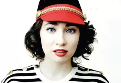 Regina Spektor fala sobre capa do novo álbum