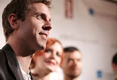 Novo disco do Scissor Sisters tem colaboração de Diplo, Azealia Banks, Calvin Harris, entre outros