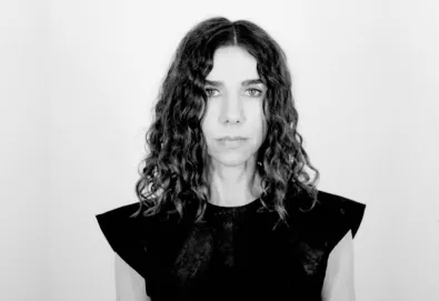PJ Harvey shares track “I Inside the Old I Dying”