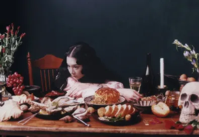Japanese Breakfast anuncia quarto álbum, For Melancholy Brunettes (and Sad Women)